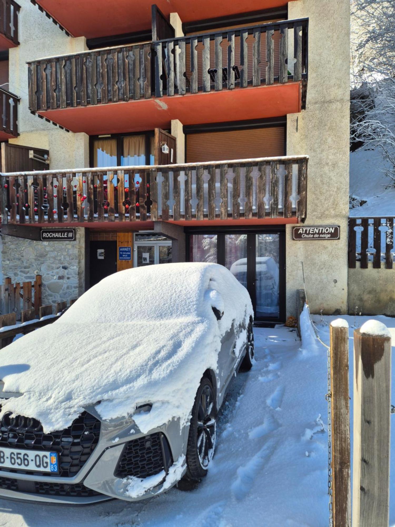 Appartement T2 Renove- Praloup 1600-parking Prive, Proche Station Uvernet-Fours