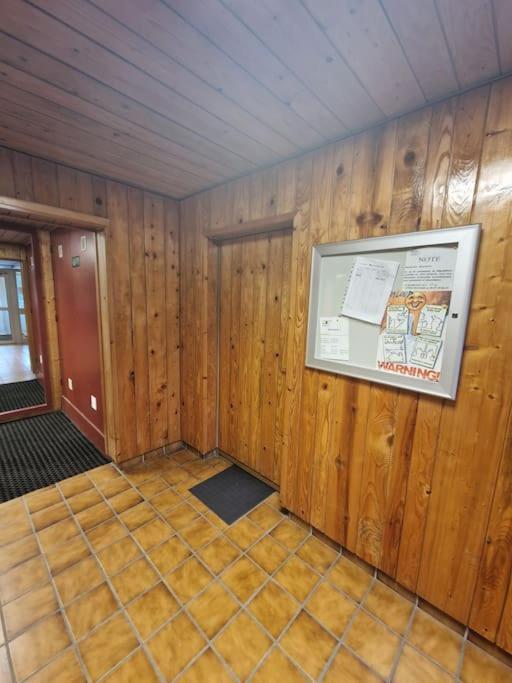 T2 Renove- Praloup 1600-parking Prive, Proche Station Apartment